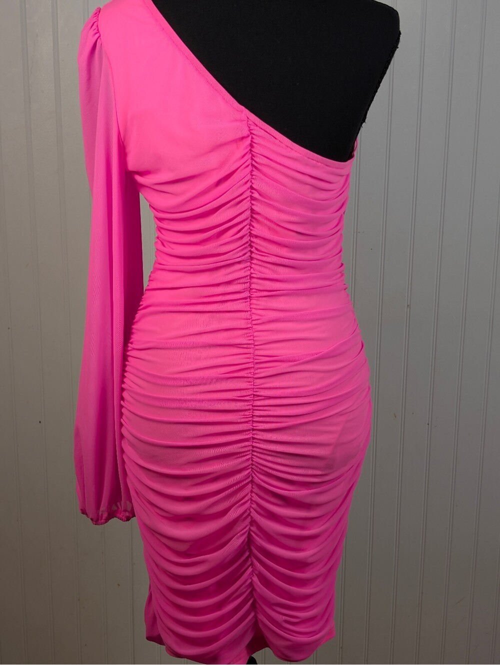 Anrabess Pink One-Shoulder Ruched Bodycon Dress with Long Sleeve - Picture 3 of 9